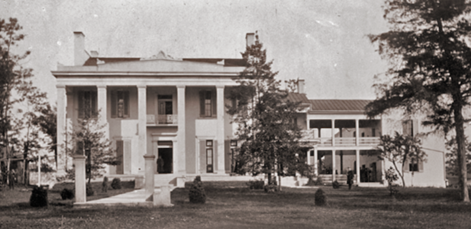 Belle Meade Plantation circa 1860s (note the breezeway on the right side of the home is now enclosed but was open then—as depicted in the novels)